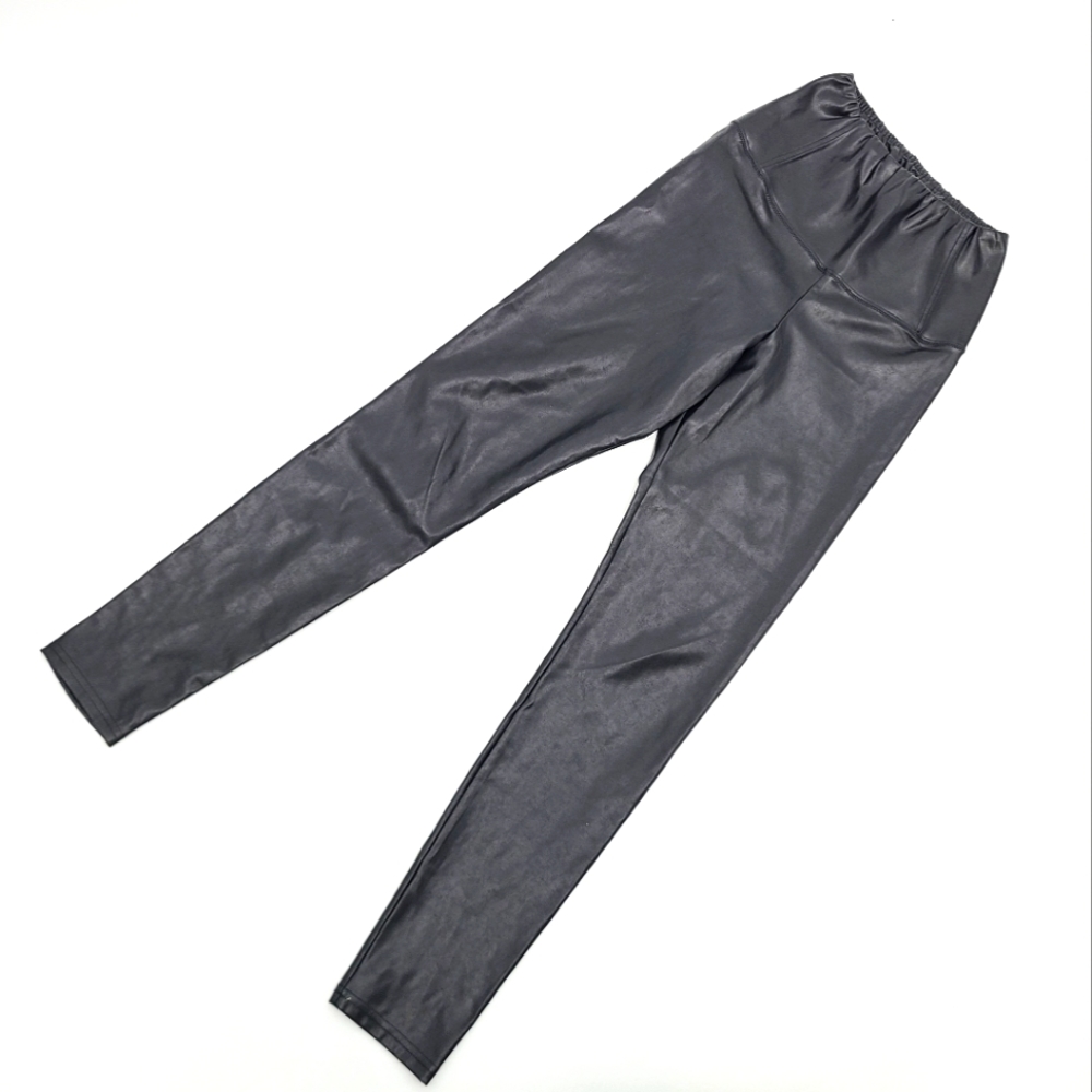 Aritzia Wilfred Free Vegan Leather Leggings